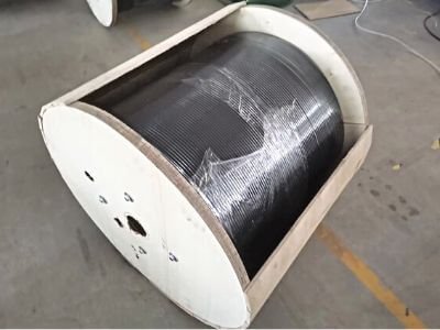 Fiber optic cable packed in drum